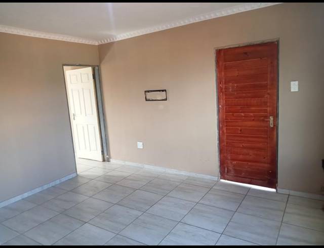 1 BEDROOM PROPERTY TO RENT IN PROTEA GLEN